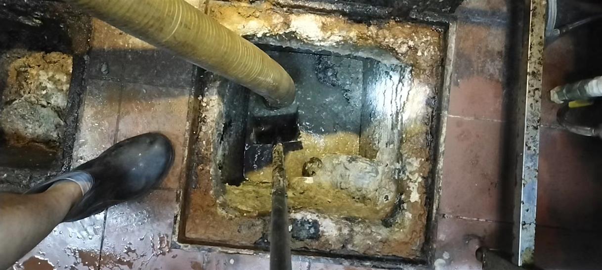 云城化油池清理-污水池清掏